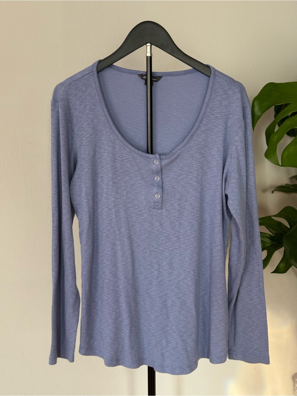 Eddie Bauer Dusty Blue Long-Sleeve Henley Scoop Neck